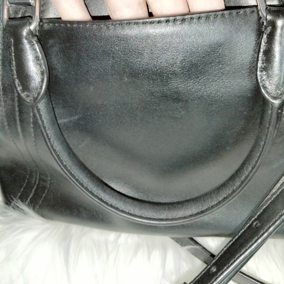 Michael Kors Converter Bag with Lock & Strap - Picture 6 of 7